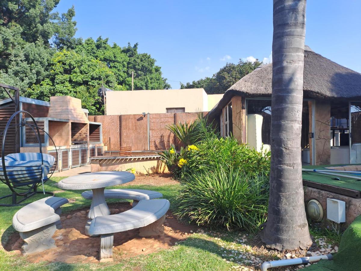 Residential Inn Pretoria Exterior foto